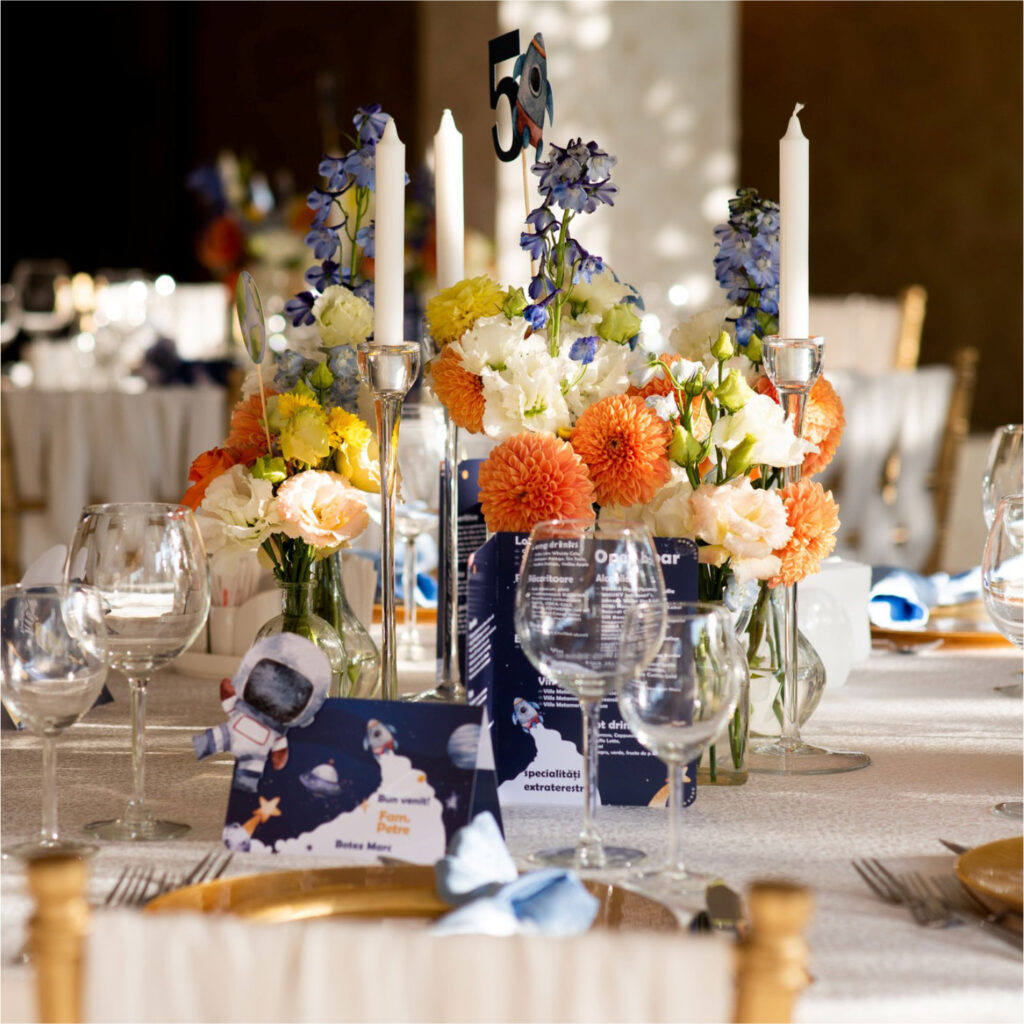 botez-planete-astronaut-decor-rachete
